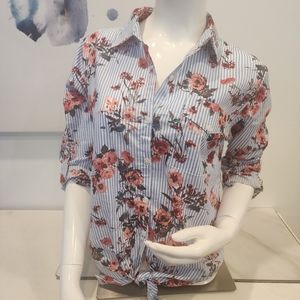 Love Notes❤️ NWTO Women's size Large, blue & white stripe blouse with 💐flowers.